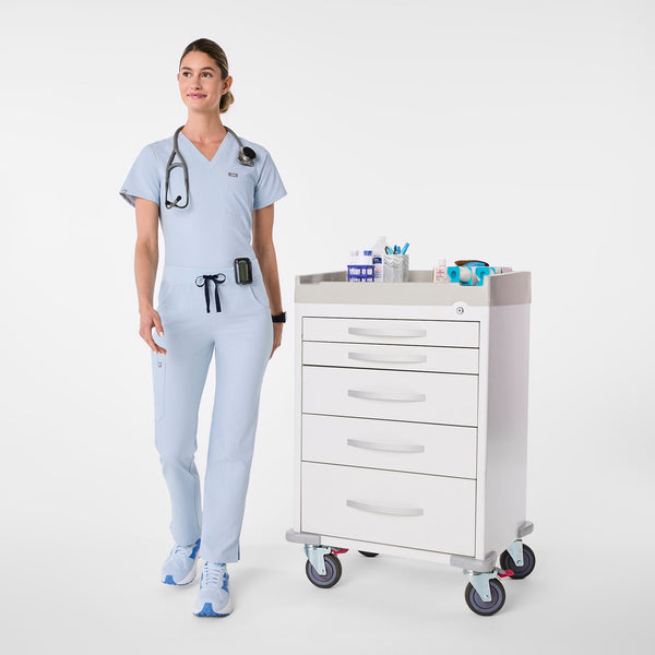 women's Chambray Kade - Petite Straight-Leg Scrub Pant™