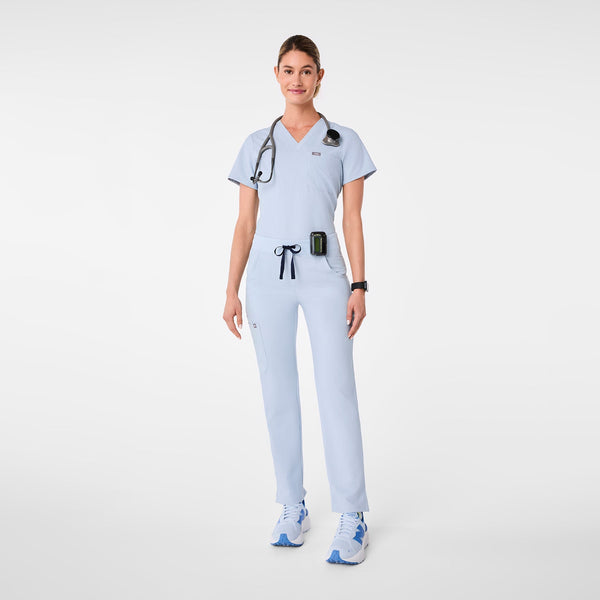 women's Chambray Kade - Petite Straight-Leg Scrub Pant™