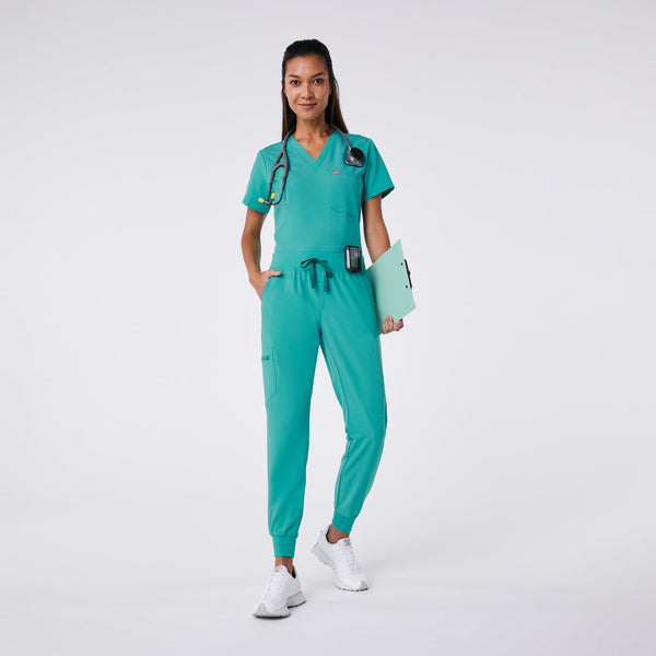 women's Oasis Zamora - Petite Jogger Scrub Pant™