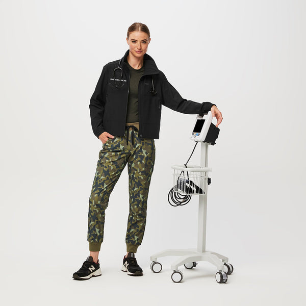 women's Camo Martini Olive Zamora™ FREEx™ - Jogger Scrub Pant