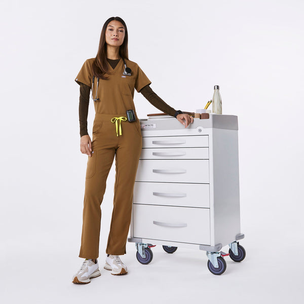 women's Earth Kade - Tall Straight-Leg Scrub Pant™