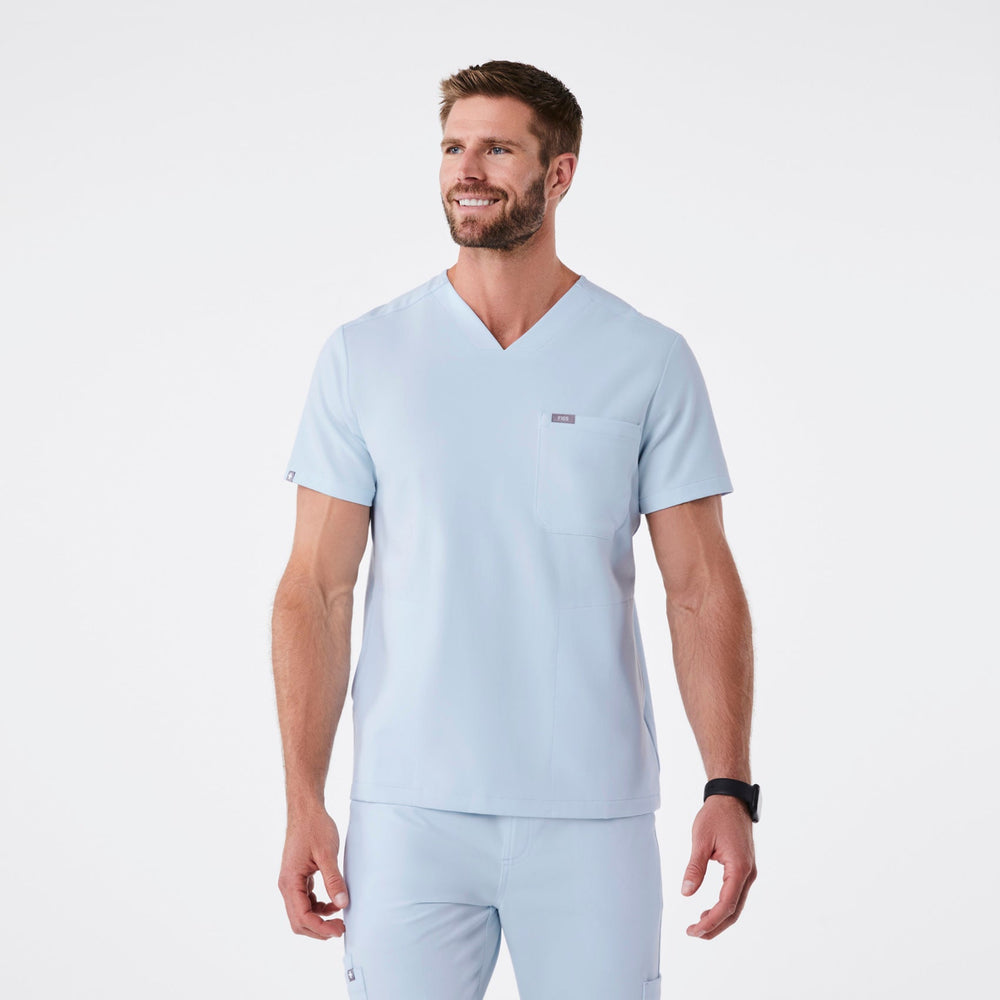 men's Open Skies Chisec -  Scrub Top™