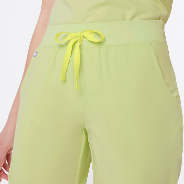 women's Sea Mist Zamora - Petite Jogger Scrub Pant™
