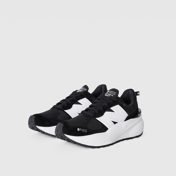 unisex Black FIGS | New Balance 3447
