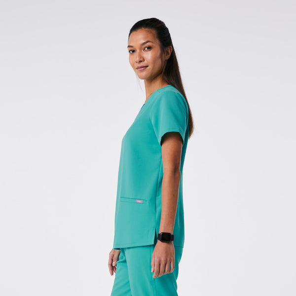 women's Oasis Casma -  Scrub Top™