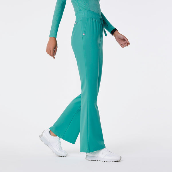 women's Oasis High-Rise Flare Cordova - Petite Scrub Pant