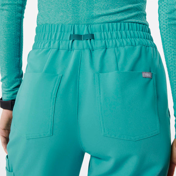 women's Oasis Uman High-Rise - Petite Jogger Scrub Pant