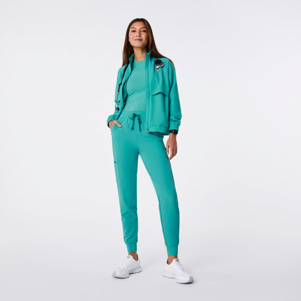 women's Oasis Zamora High-Rise - Petite Jogger Scrub Pant™