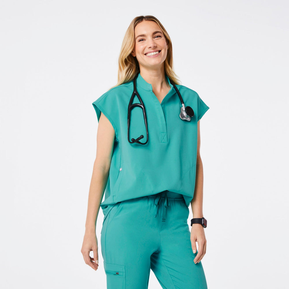 women's Oasis Rafaela - Oversized Scrub Top™