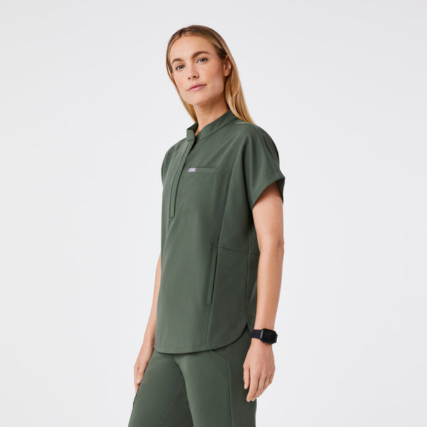 women's Moss Montex Relaxed Scrub Top