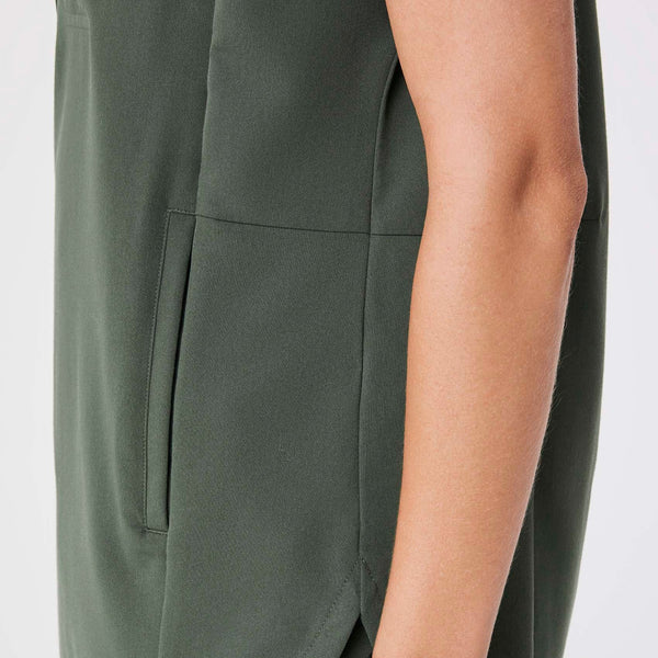 women's Moss Montex Relaxed Scrub Top
