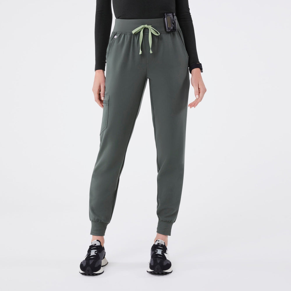 women's Bonsai Zamora High-Rise - Petite Jogger Scrub Pant™