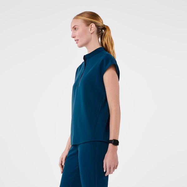 women's Deep Reef Rafaela - Oversized Scrub Top™