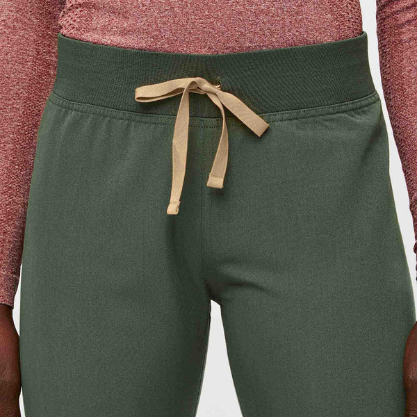 women's Moss Livingston High-Rise- Petite Straight-Leg Scrub Pant™