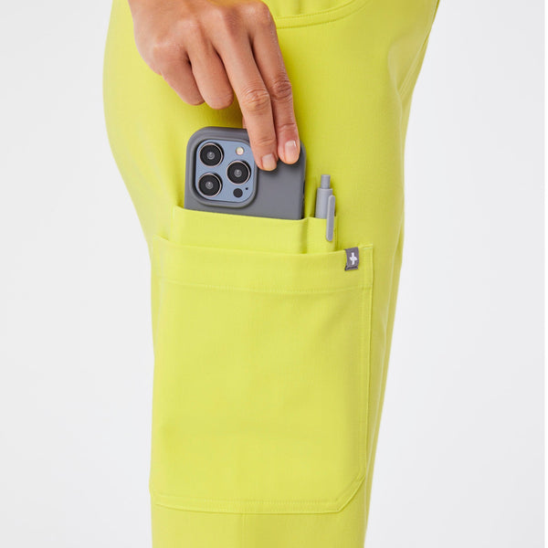 women's Serving Lime Kade - Petite Straight-Leg Scrub Pant™