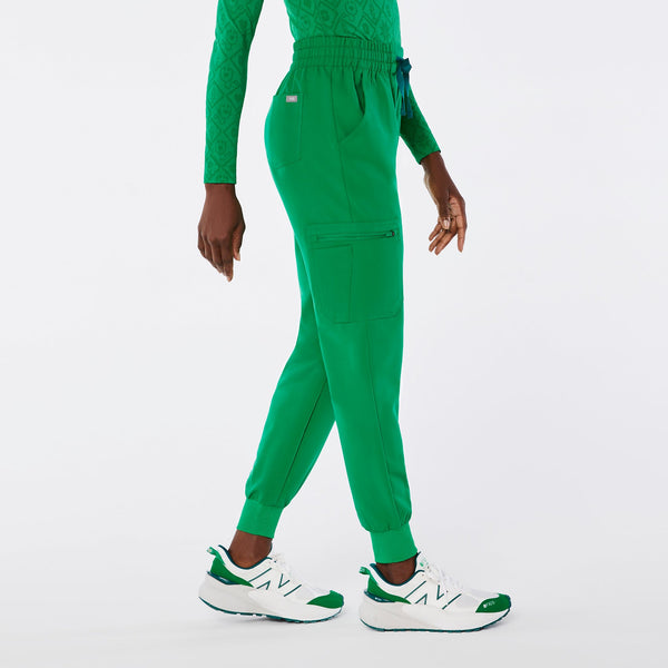 women's Evergreen High-Rise Uman Reaxed Petite Jogger Scrub Pant
