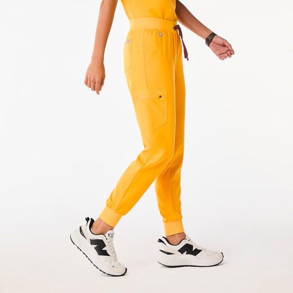 women's Emergency Yellow Zamora Petite Jogger Scrub Pant™