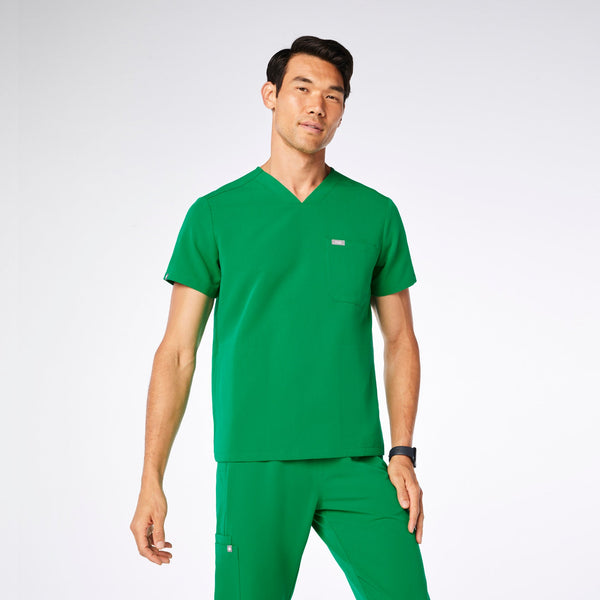 men's Evergreen Chisec -  Scrub Top™