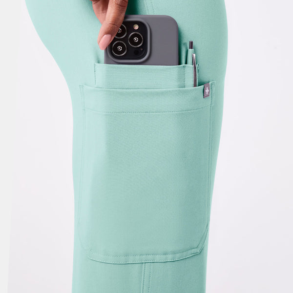 women's Seaglass Kade - Petite Straight-Leg Scrub Pant™
