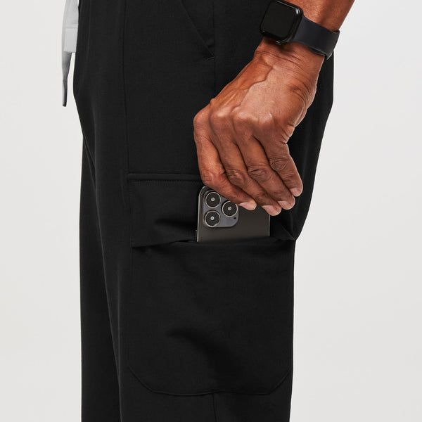 men's Black Namiro Cargo - Short Scrub Pant