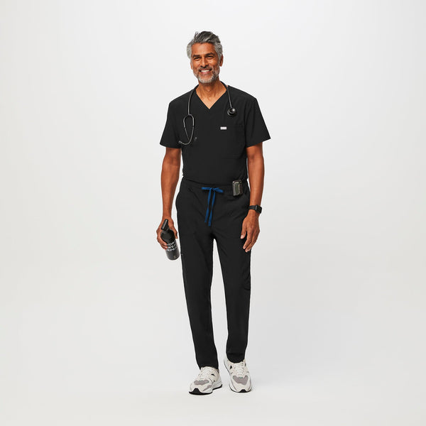 men's Black Slim Cairo FREEx™ Lined - Short Cargo Scrub Pant