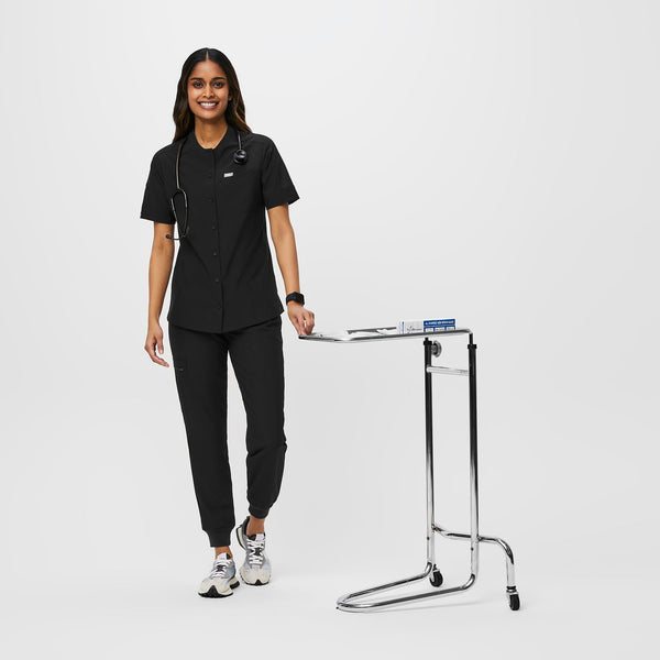 women's Black Mena FREEx™ - Scrub Top
