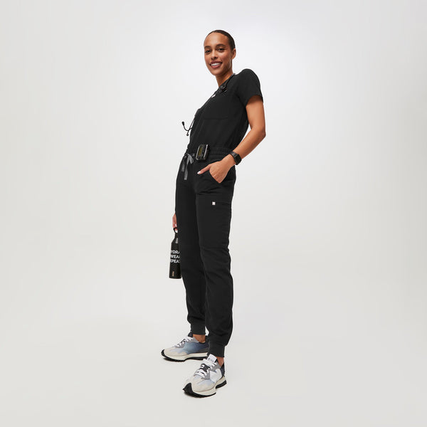 women's Black Uman Relaxed - Tall Jogger Scrub Pant