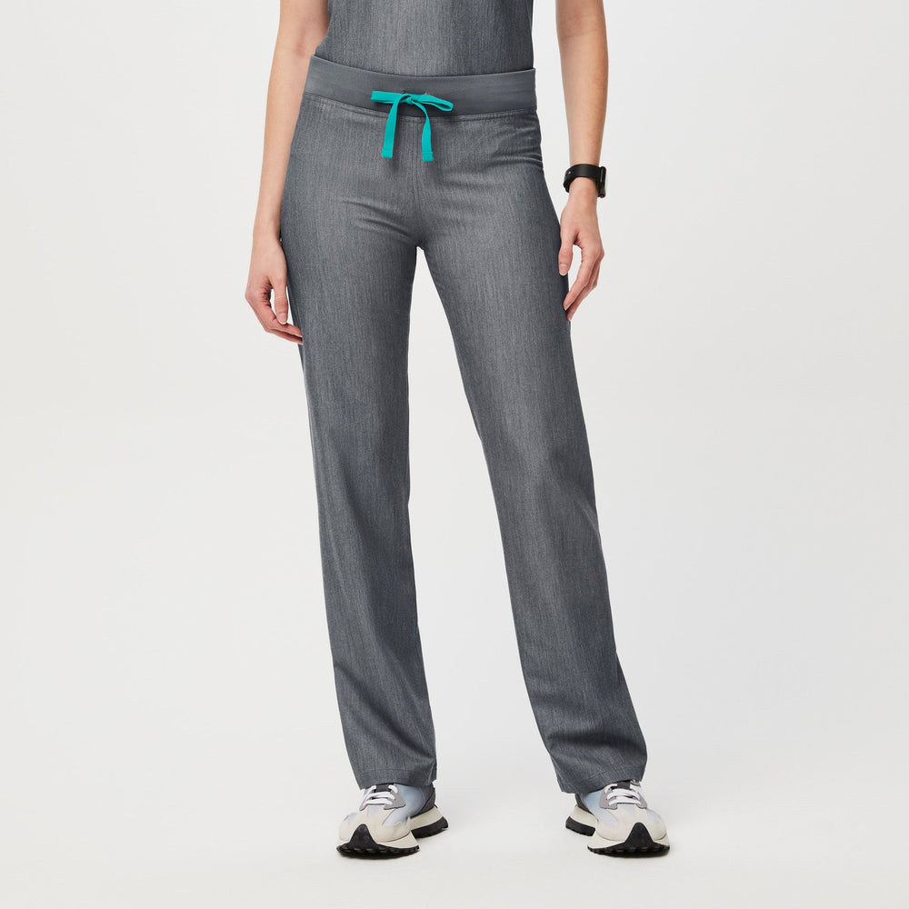 Women's Graphite Livingston - Petite Straight-Leg Scrub Pant™