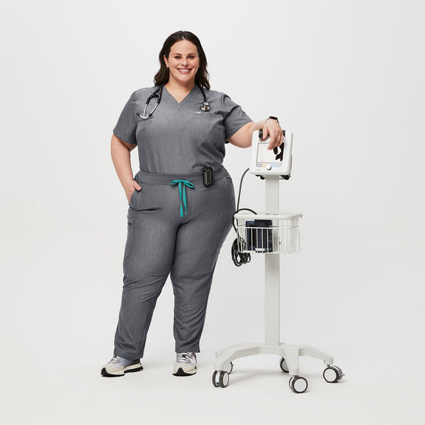 women's Graphite Yola Slim - Petite  Scrub Pant 2.0™ (3XL - 6XL)