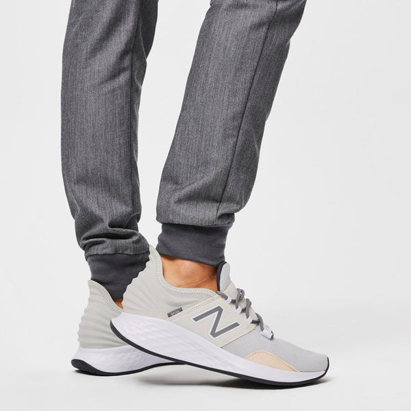 unisex Grey FIGS | New Balance Roav