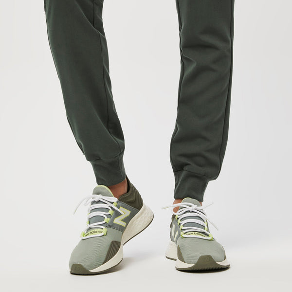 unisex Moss FIGS | New Balance Roav