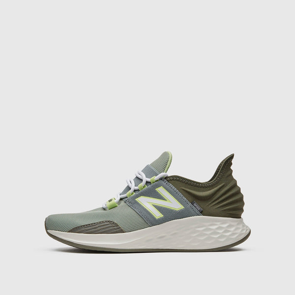 unisex Moss FIGS | New Balance Roav
