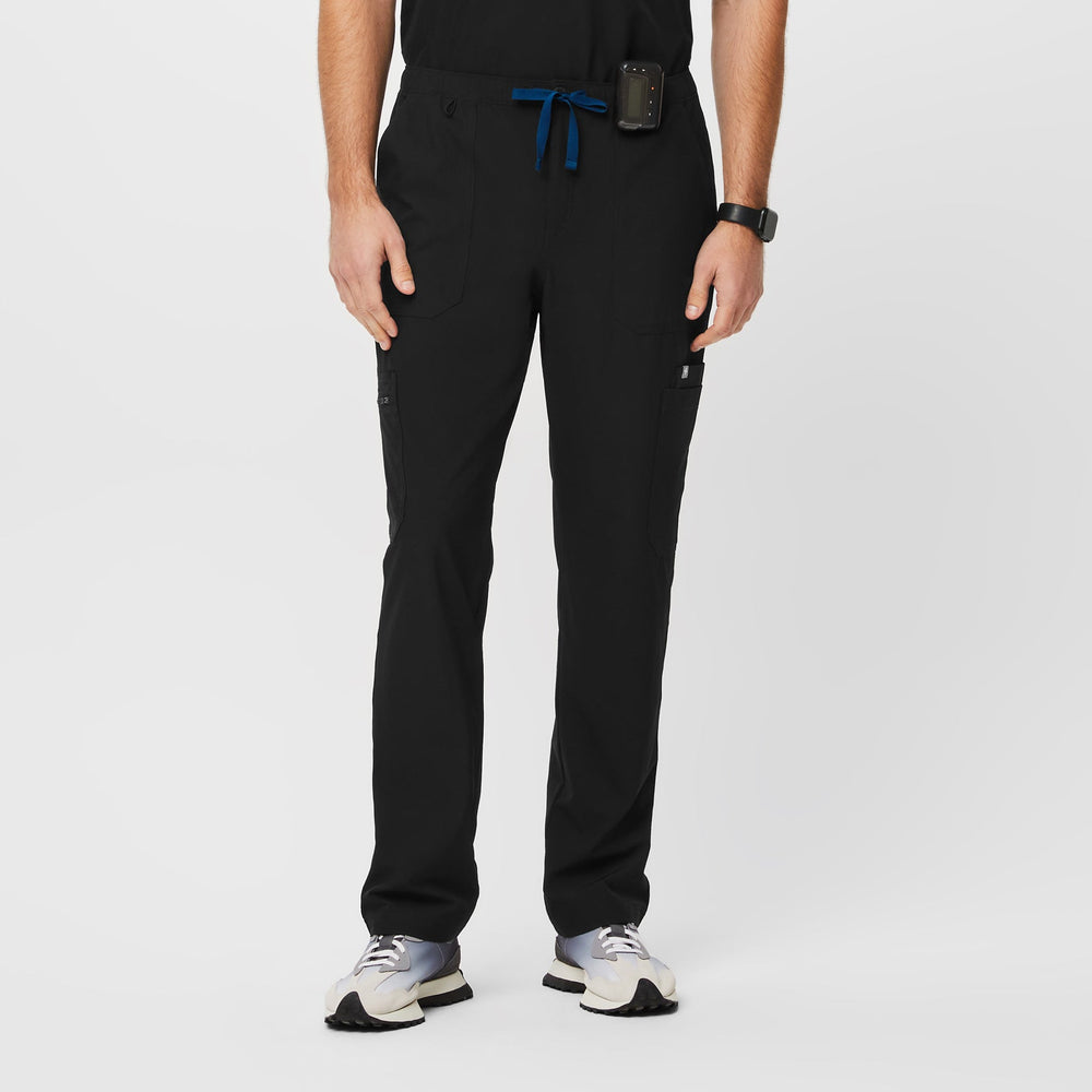 men's Black Cairo FREEx™ Lined - Short Cargo Scrub Pant