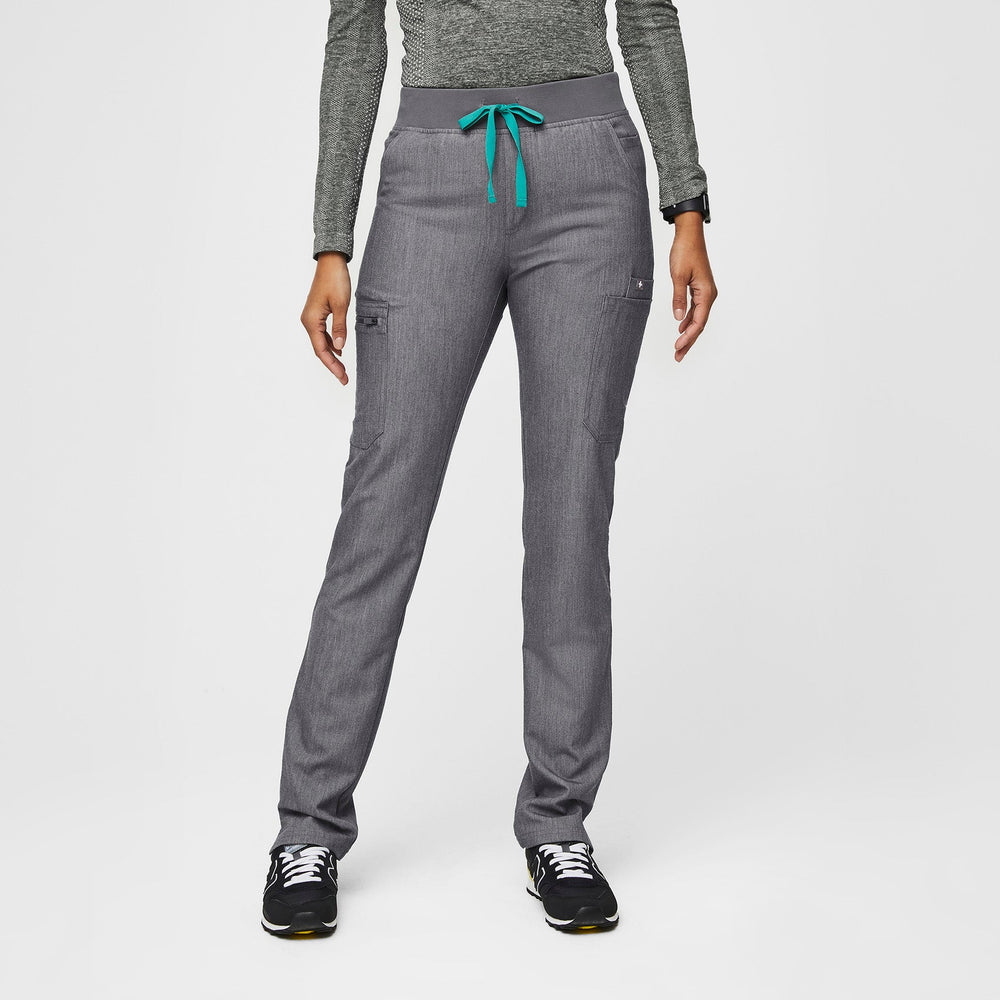 women's Graphite Yola Slim -  Scrub Pant 2.0™