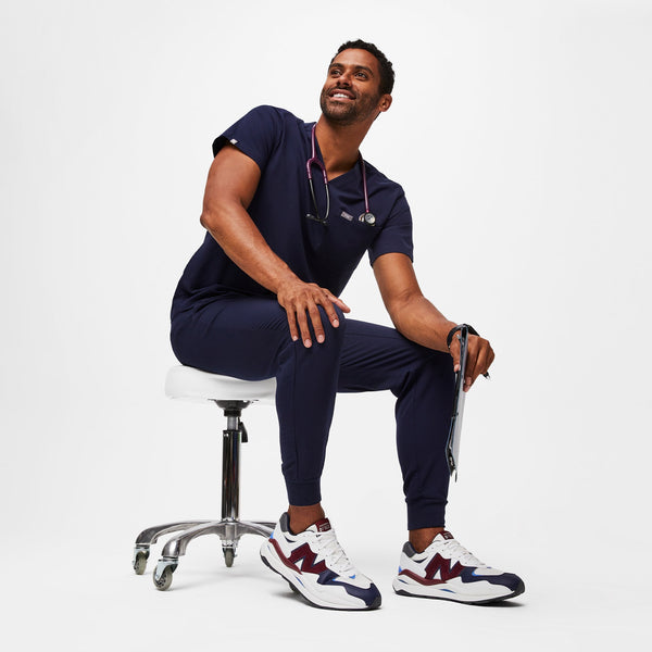 unisex Optic White/Navy FIGS | New Balance 5740