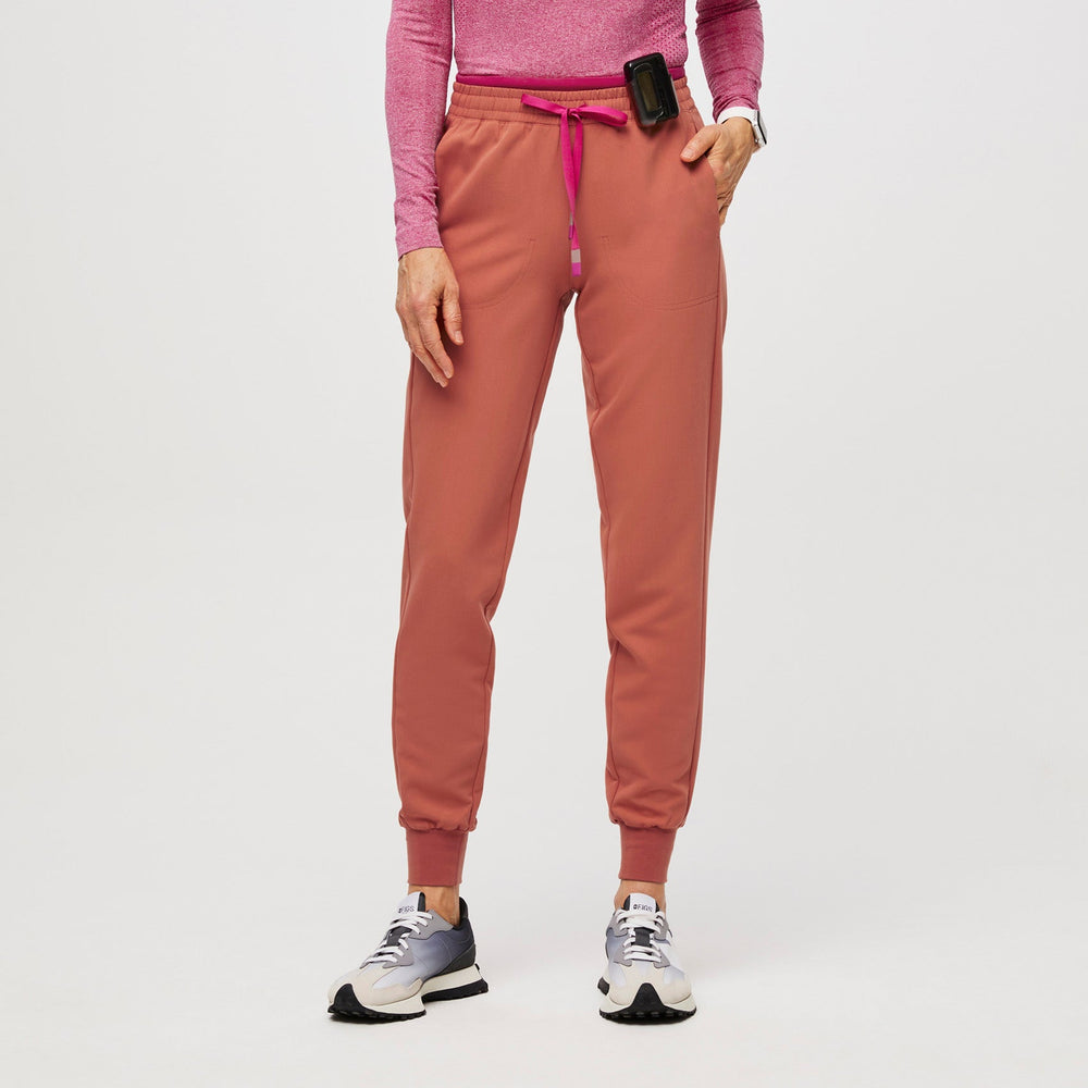 women's Terracotta Mari - Petite Skinny Jogger Scrub Pant