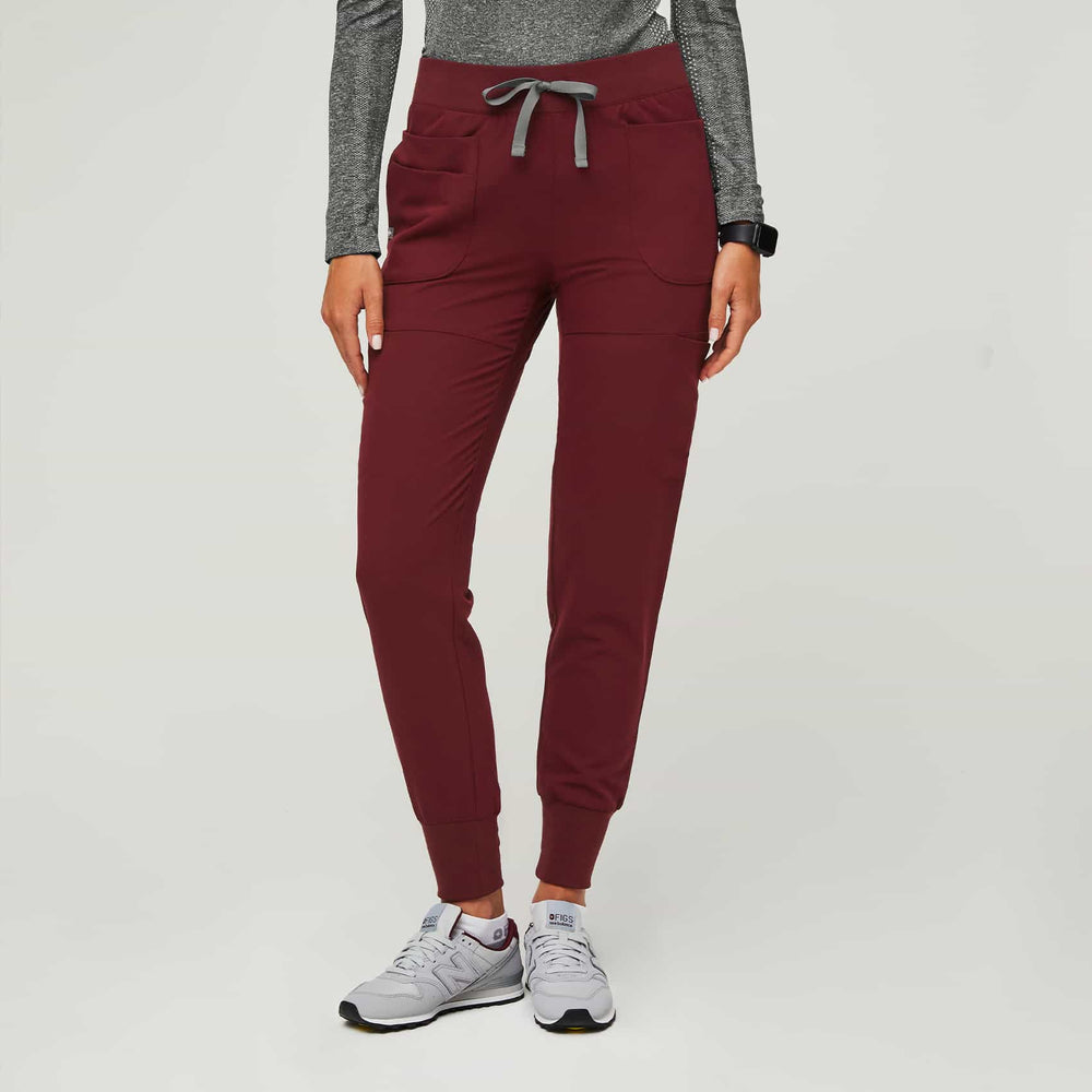 women's Burgundy Nepal - Petite Skinny Jogger Scrub Pant