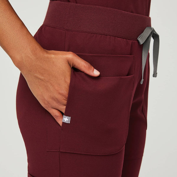 women's Burgundy Nepal - Skinny Scrub Pant
