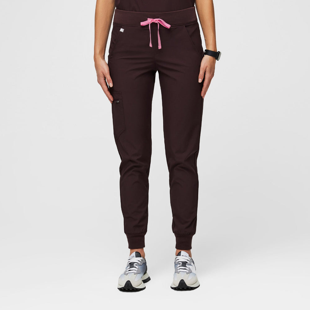 women's Dark Fig Zamora™ FREEx™ - Jogger Scrub Pant