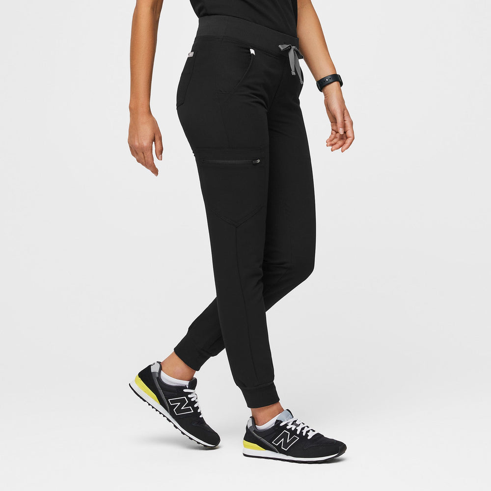 Women's Black Zamora™ - Tall Jogger Scrub Pant