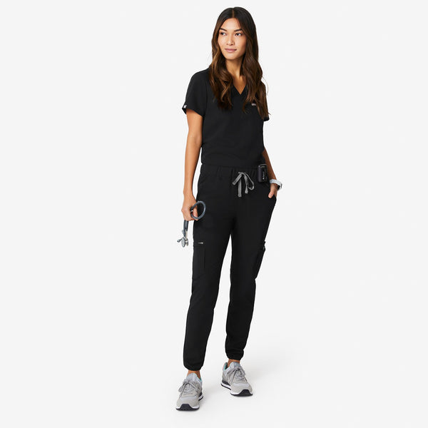 women's Black 20-Pocket - Scrub Pant